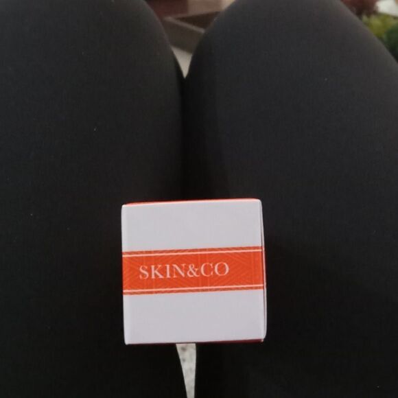 Sicilian Light Vegan Squalane Prickly Pear Blood Orange + Truffle Serum 1 Oz NWT - Picture 4 of 6